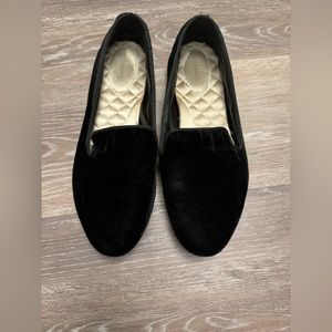 Birdies “the Starling”, black velvet, size 9.5